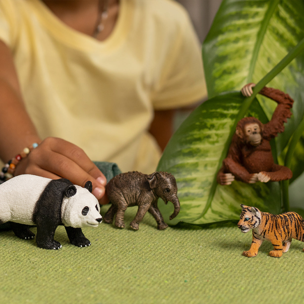 big_Schleich-42736-04.jpg?lm=