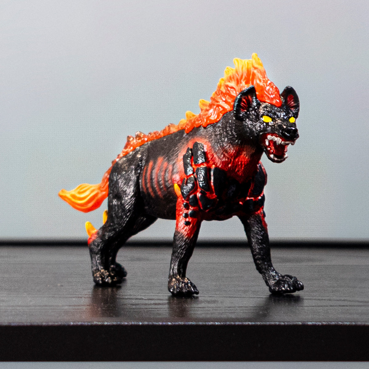 eleventoys FAKE 熔岩 lava ゴジラ イレブントイズ Lava Hyena 72236 ELDRADOR® | schleich